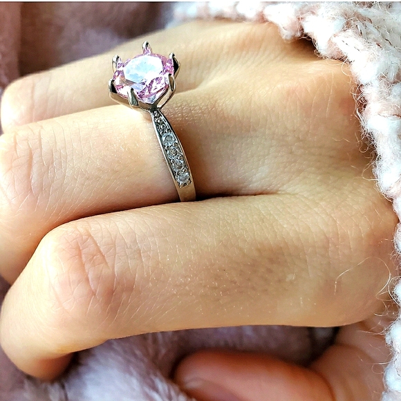New Beautiful Pink Engagement/Wedding Ring - Picture 11 of 12